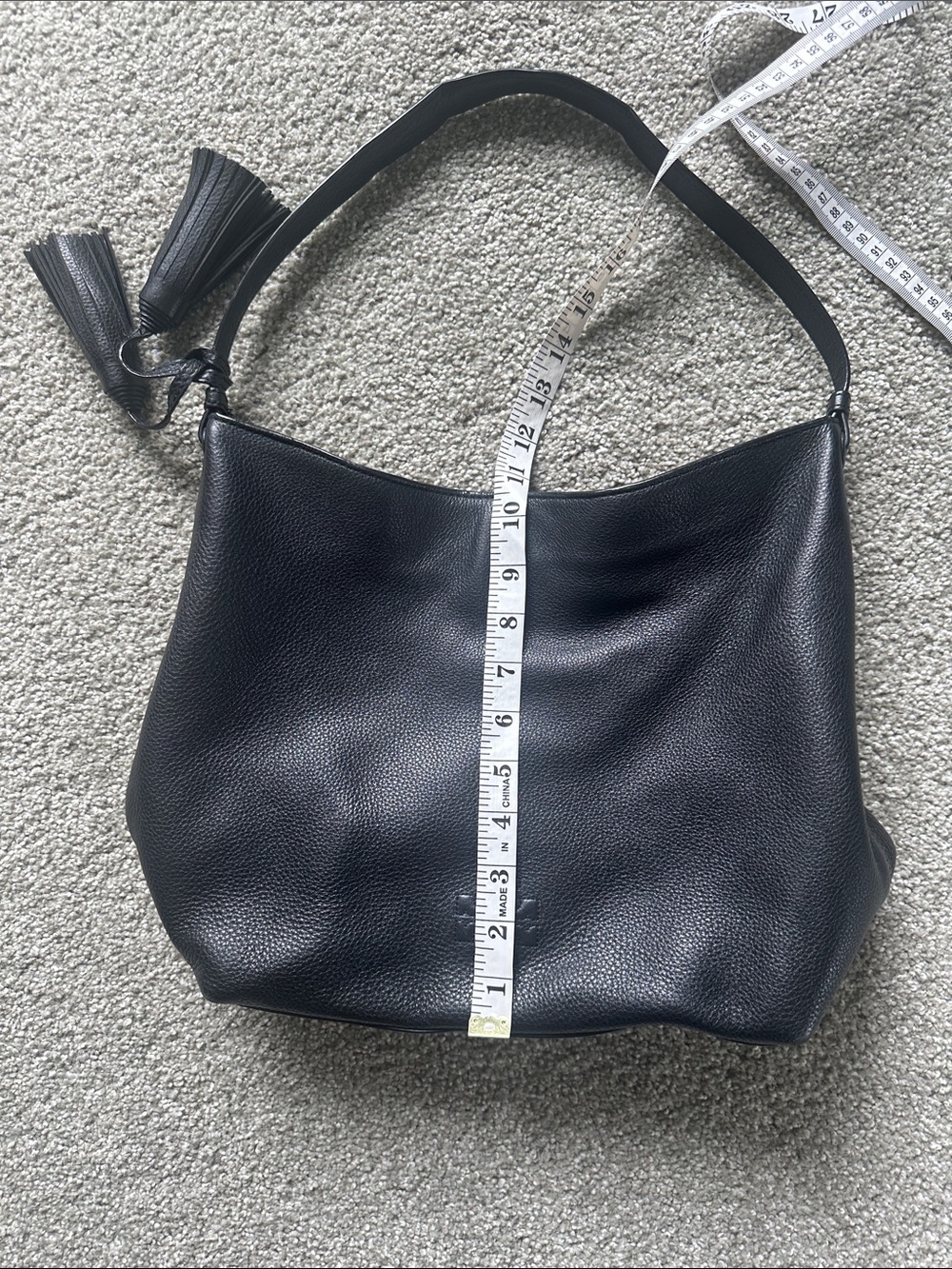 Authentic Tory Burch Black Pebbled Leather Shoulder Hobo with Tassel - Picture 8 of 10